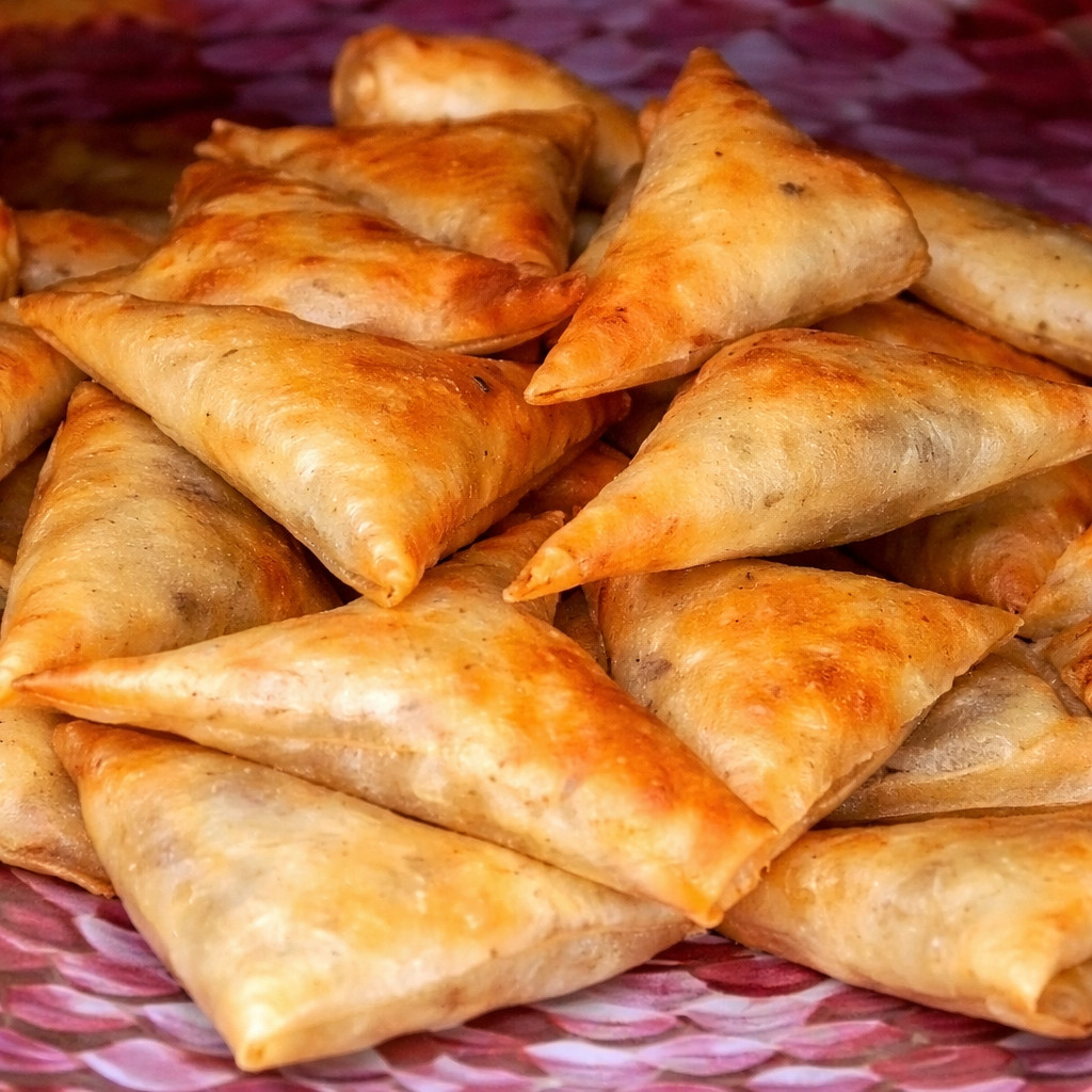 فطائر بالجبنة