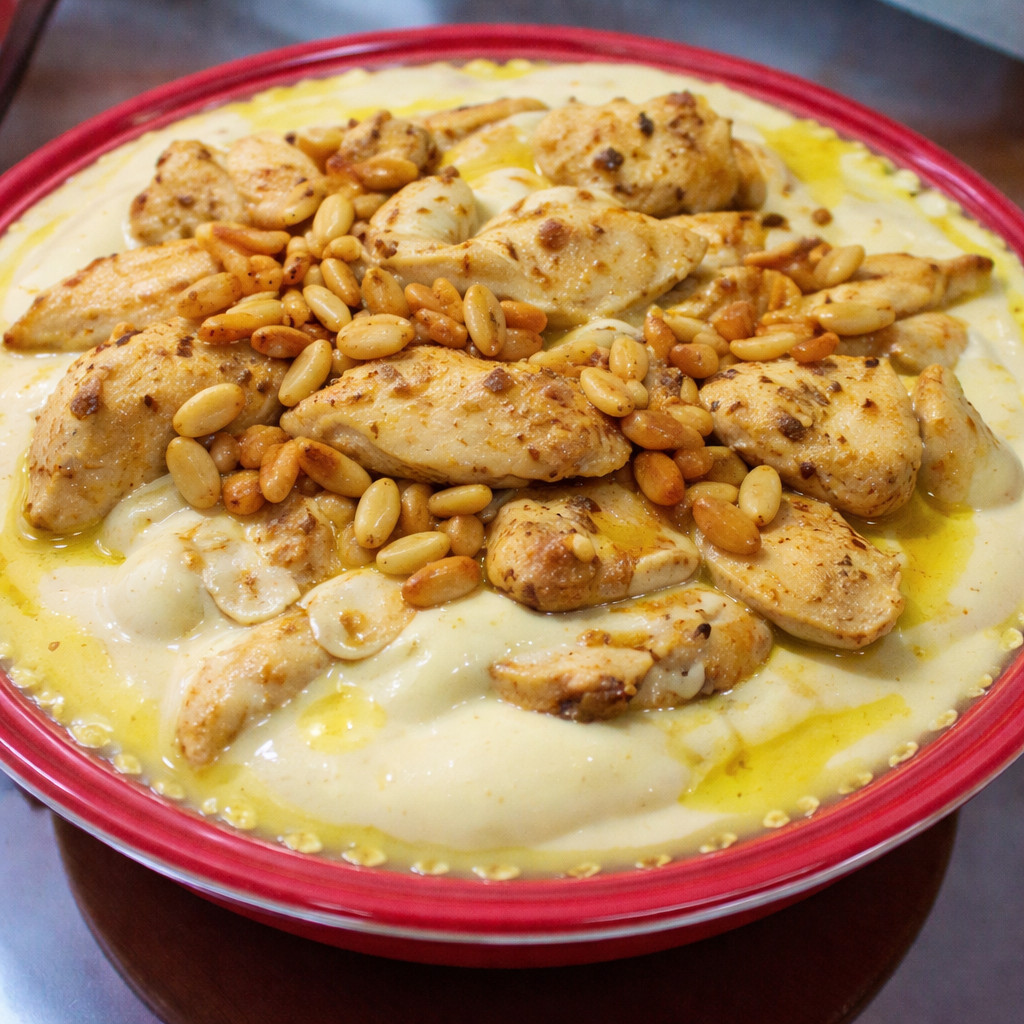 Fatteh Hummus with Shawarma
