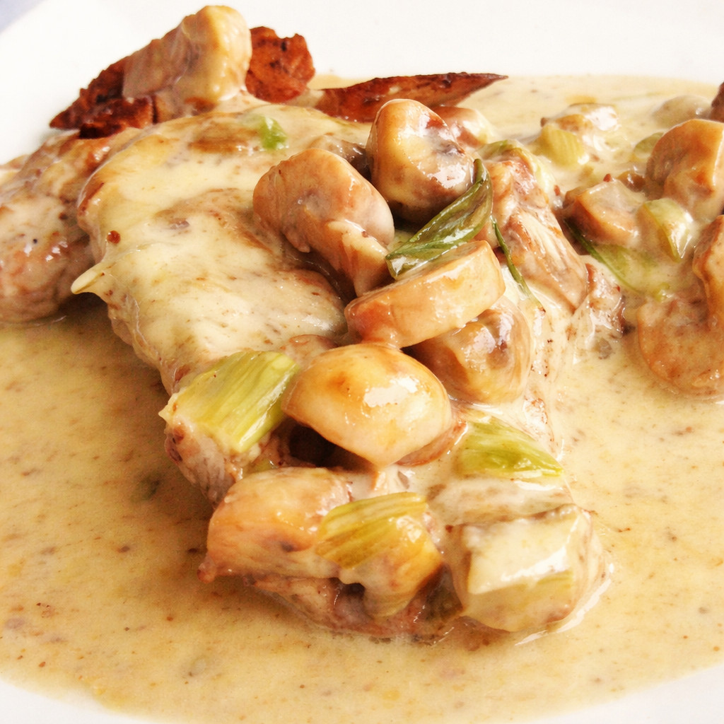 Steak Fillet with Creamy Mushroom Sauce