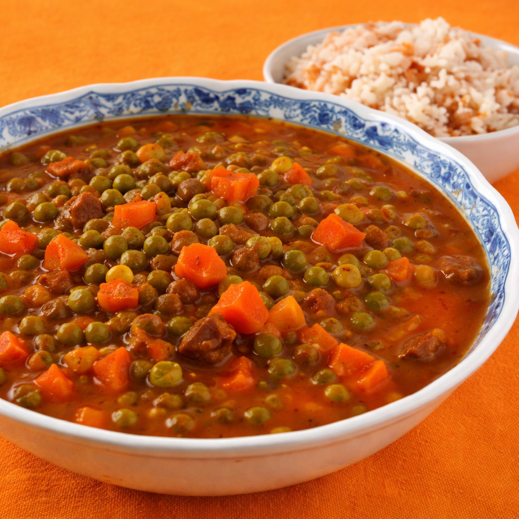 Pois chiches à la viande avec du riz